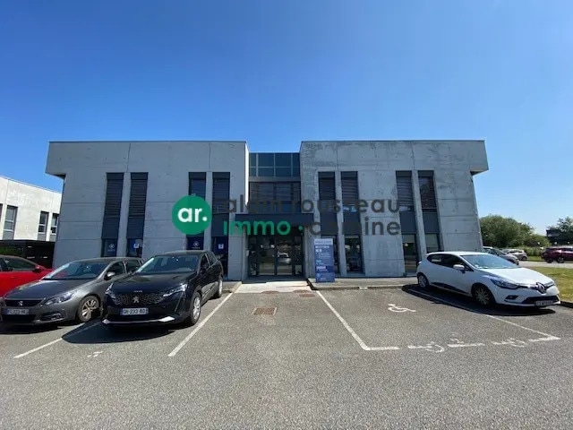 Bureau dans Saint-Herblain à louer - Photo de l’immeuble – Image 1 sur 7