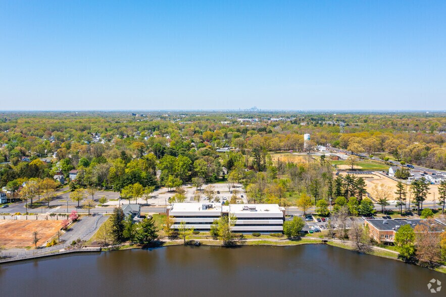 20 E Clementon Rd, Gibbsboro, NJ à louer - Aérien – Image 2 sur 13