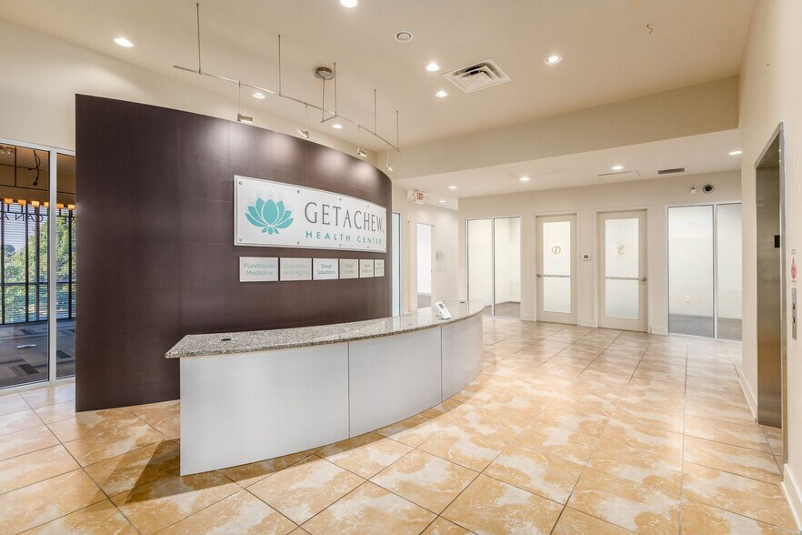 9039 Antares Ave, Columbus, OH à louer - Photo de l’immeuble – Image 3 sur 24