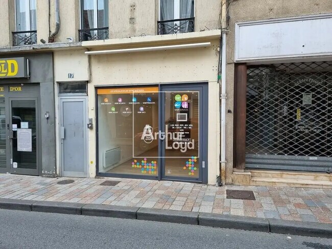 Plus de détails pour Local commercial à vendre
