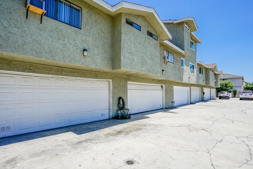 2826 Cogswell Rd, El Monte, CA à vendre - Photo de l’immeuble – Image 2 sur 86