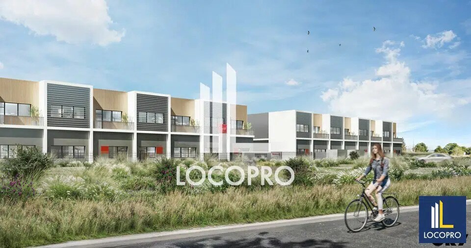 Local d'activités dans Marignane à vendre - Photo de l’immeuble – Image 1 sur 15