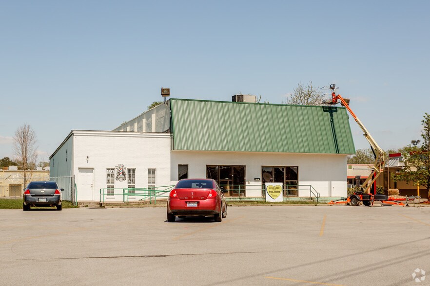 1635-1637 Middle Tenessee Blvd, Murfreesboro, TN à vendre - Photo principale – Image 1 sur 7