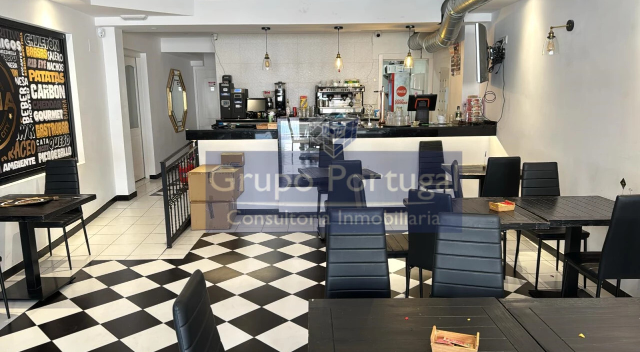 Local commercial dans Manzanares el Real, Madrid à louer Plan d’étage– Image 1 sur 4