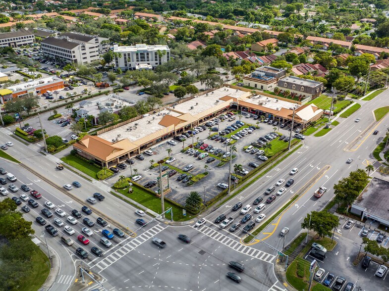 11600-11662 N Kendall Dr, Miami, FL à louer - Photo de l’immeuble – Image 2 sur 6
