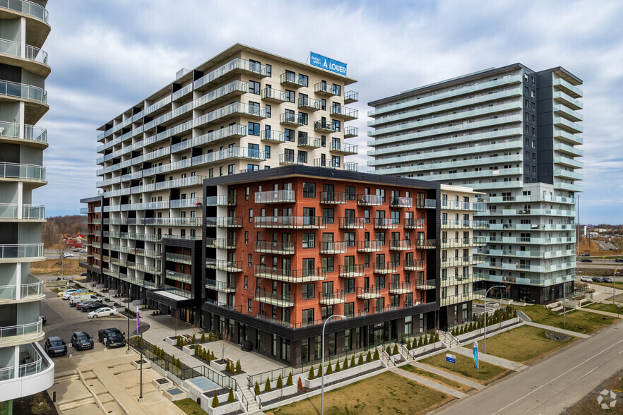 1220 Av De La Croisee, Terrebonne, QC à louer - Photo de l’immeuble – Image 1 sur 4