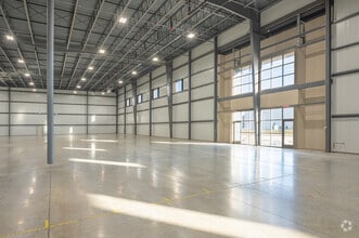 4245 Capital Cir, Janesville, WI à vendre Photo intérieure– Image 1 sur 13