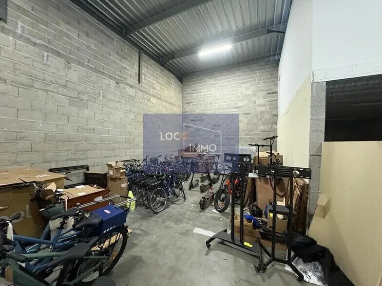 Industriel/Logistique dans Eysines à louer - Photo intérieure – Image 2 sur 7