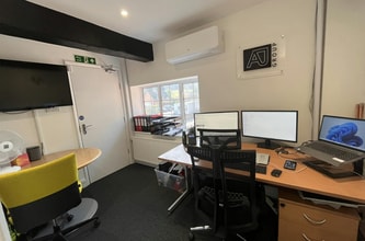 Latimer Rd, Latimer à louer Photo intérieure– Image 2 sur 3