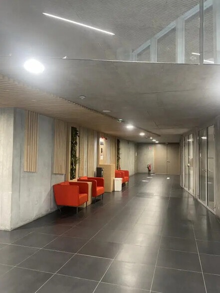 34 Rue De La Soie, Villeurbanne à louer - Photo de l’immeuble – Image 3 sur 6