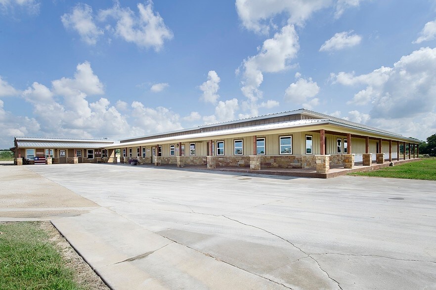 3303 Shell Rd, Georgetown, TX à louer - Photo de l’immeuble – Image 1 sur 11