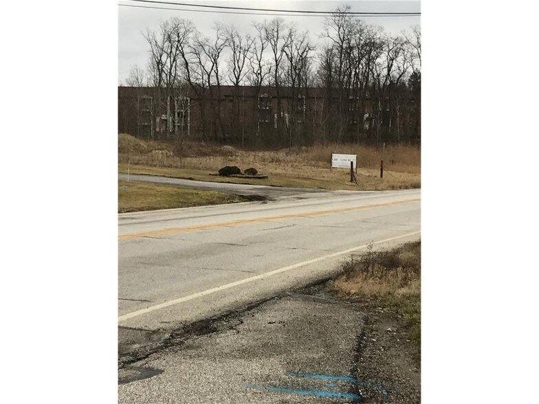 11925 Royalton Rd, North Royalton, OH à vendre - Photo de l’immeuble – Image 2 sur 8