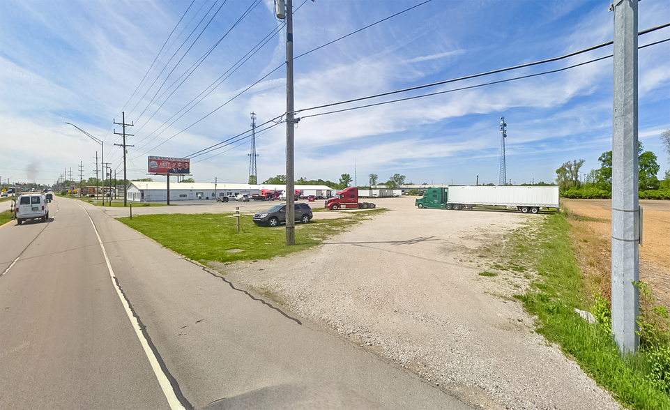 620 Lincoln Hwy W, New Haven, IN à vendre - Photo de l’immeuble – Image 3 sur 6