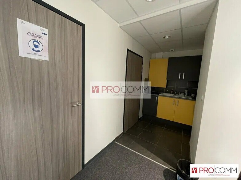 Bureau dans Chartres à louer - Photo intérieure – Image 3 sur 6