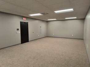 125 E J St, Deer Park, WA à louer Photo intérieure– Image 1 sur 1