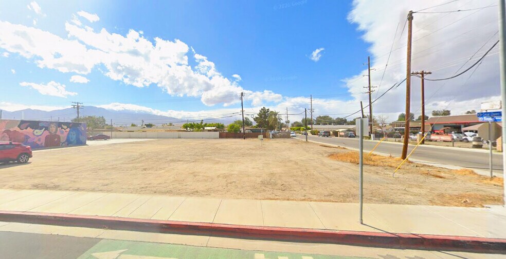 51531 Harrison St, Coachella, CA à vendre - Photo de l’immeuble – Image 3 sur 3