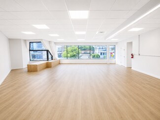 Plus de détails pour 2024 Center Ave, Fort Lee, NJ - Local commercial à louer