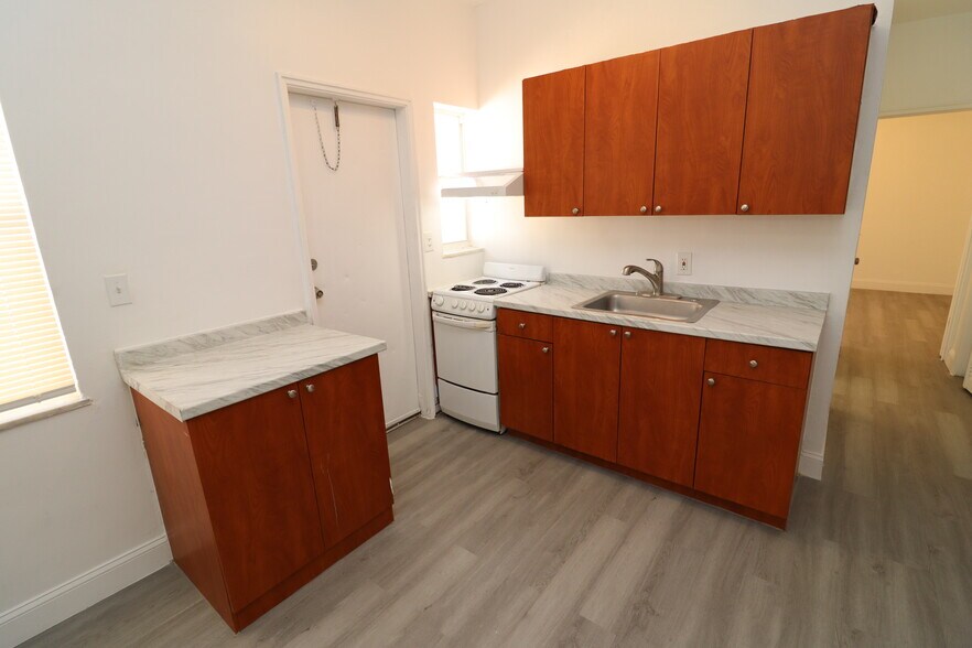 835 83rd St, Miami Beach, FL à vendre - Photo intérieure – Image 3 sur 64