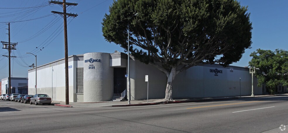 3131 S Broadway, Los Angeles, CA à vendre - Photo de l’immeuble – Image 3 sur 14