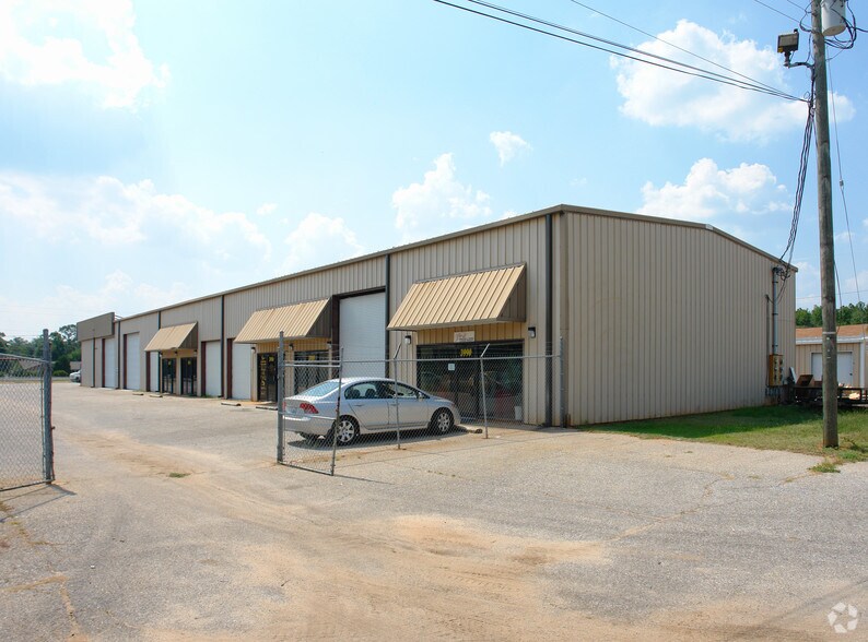3980-3990 Avalon Blvd, Milton, FL à louer - Photo de l’immeuble – Image 2 sur 3