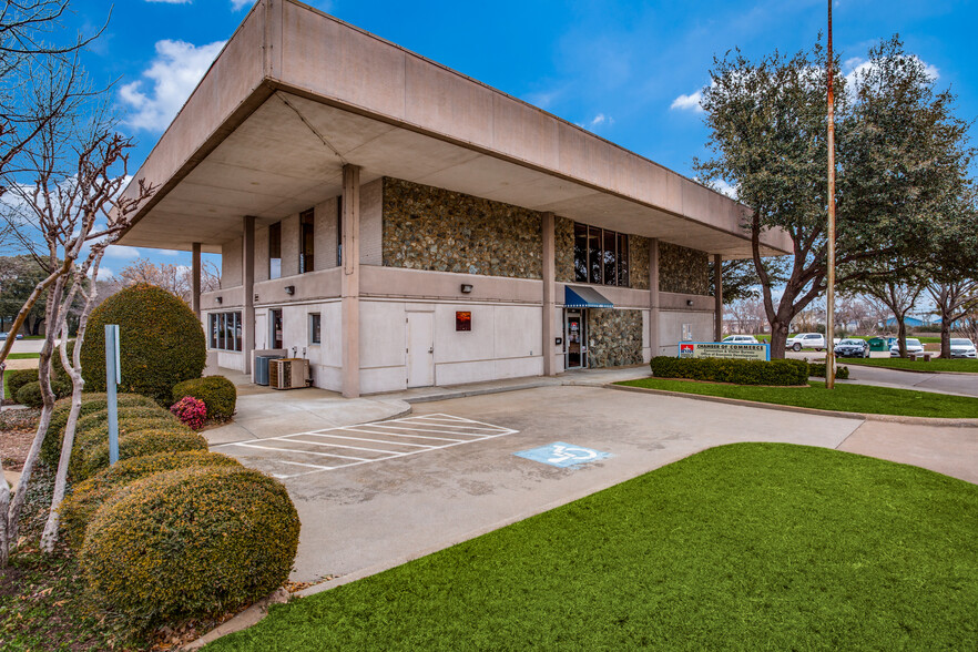 414 W Parkway St, Denton, TX à louer - Photo principale – Image 1 sur 8