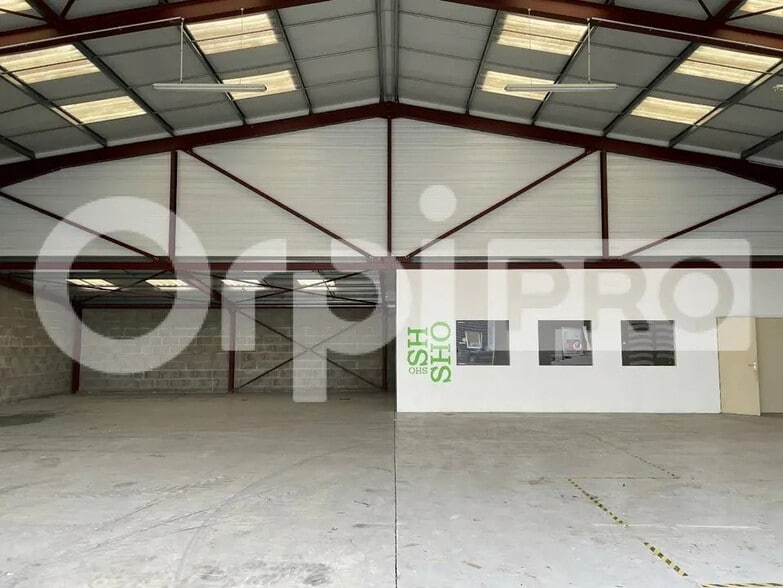 Industriel/Logistique dans Guérande à louer - Photo intérieure – Image 2 sur 3