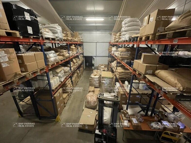 Local d'activités dans Veigné à vendre - Photo de l’immeuble – Image 1 sur 11