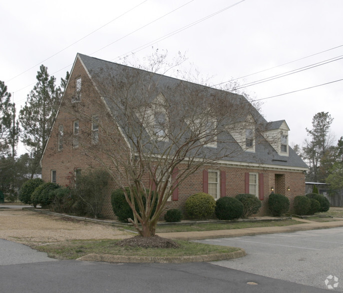 8979 Pocahontas Trl, Williamsburg, VA à louer - Photo principale – Image 3 sur 32