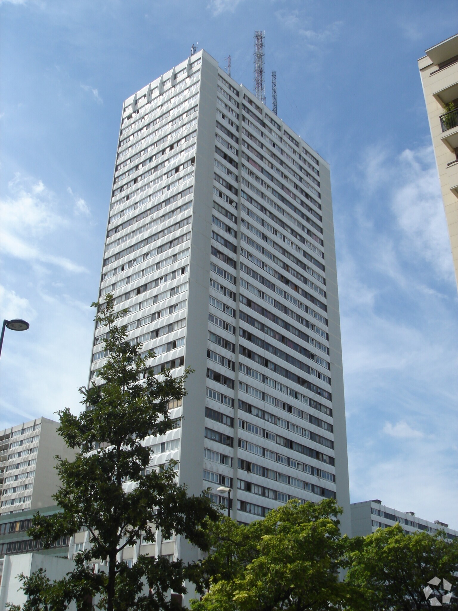 Immeuble residentiel dans Bagnolet à vendre Photo principale– Image 1 sur 10