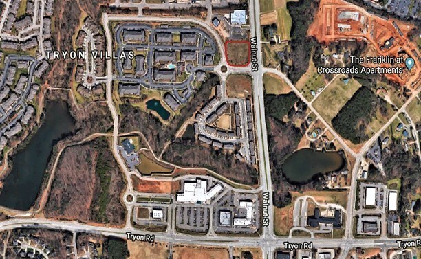 2617 Walnut St, Cary, NC à louer Photo principale– Image 1 sur 6