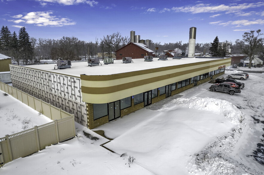 3218 Transit Rd, West Seneca, NY à louer - Photo de l’immeuble – Image 2 sur 22