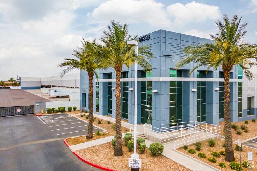 6825 W Buckeye Rd, Phoenix, AZ à louer - Photo principale – Image 1 sur 5