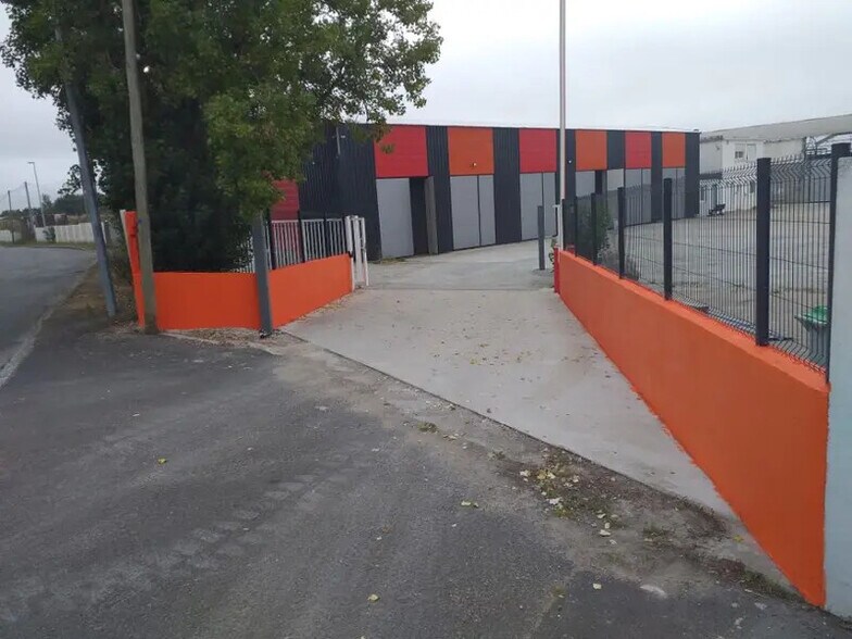 Industriel/Logistique dans Nantes à vendre - Photo de l’immeuble – Image 3 sur 4
