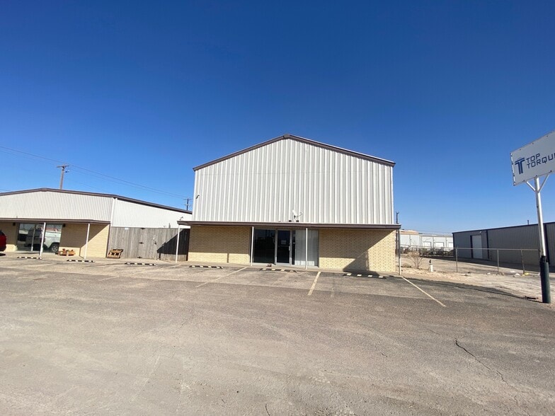 8330 N County Rd W, Odessa, TX à louer - Photo principale – Image 1 sur 8