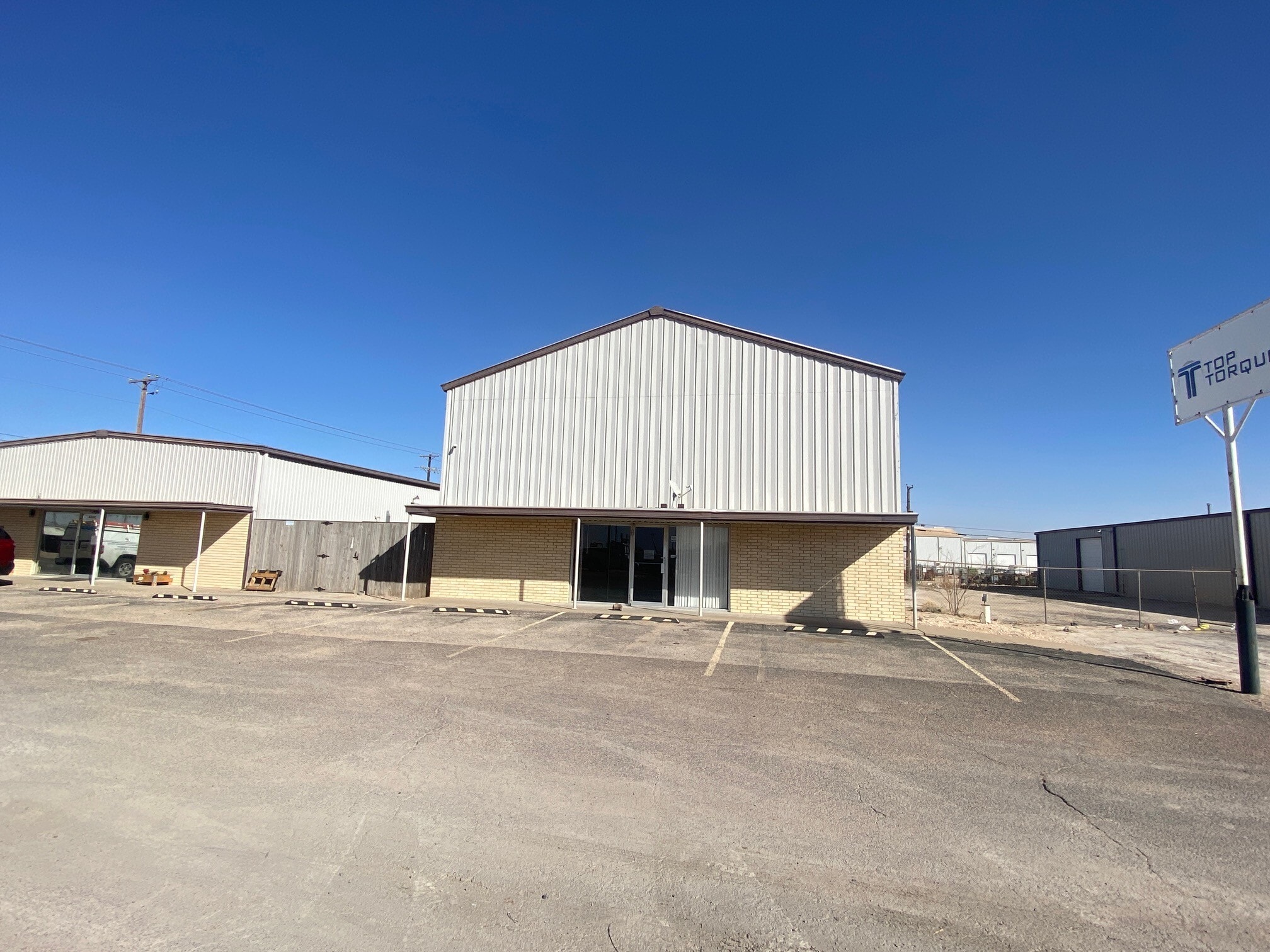 8330 N County Rd W, Odessa, TX à louer Photo principale– Image 1 sur 9