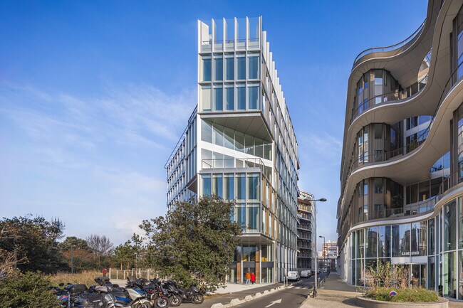 Plus de détails pour Rue Arago, Saint-Ouen-sur-Seine - Bureau à louer