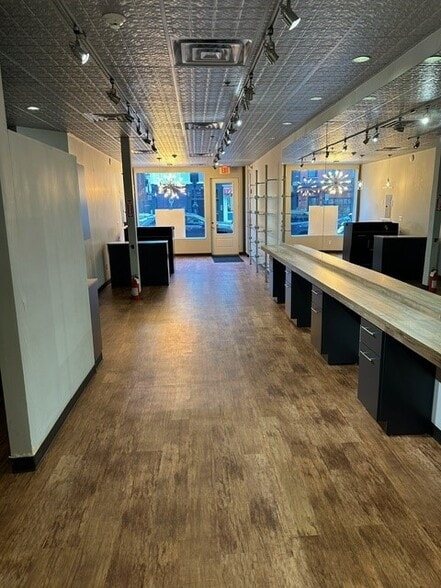341 W Broadway, Boston, MA à louer - Photo intérieure – Image 3 sur 4