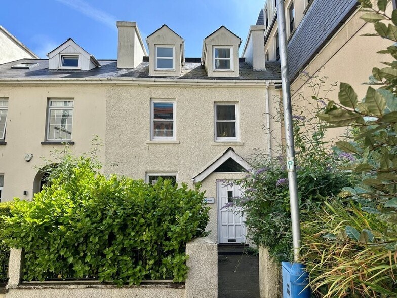 6 Mount Pleasant, Douglas à vendre - Photo principale – Image 1 sur 6