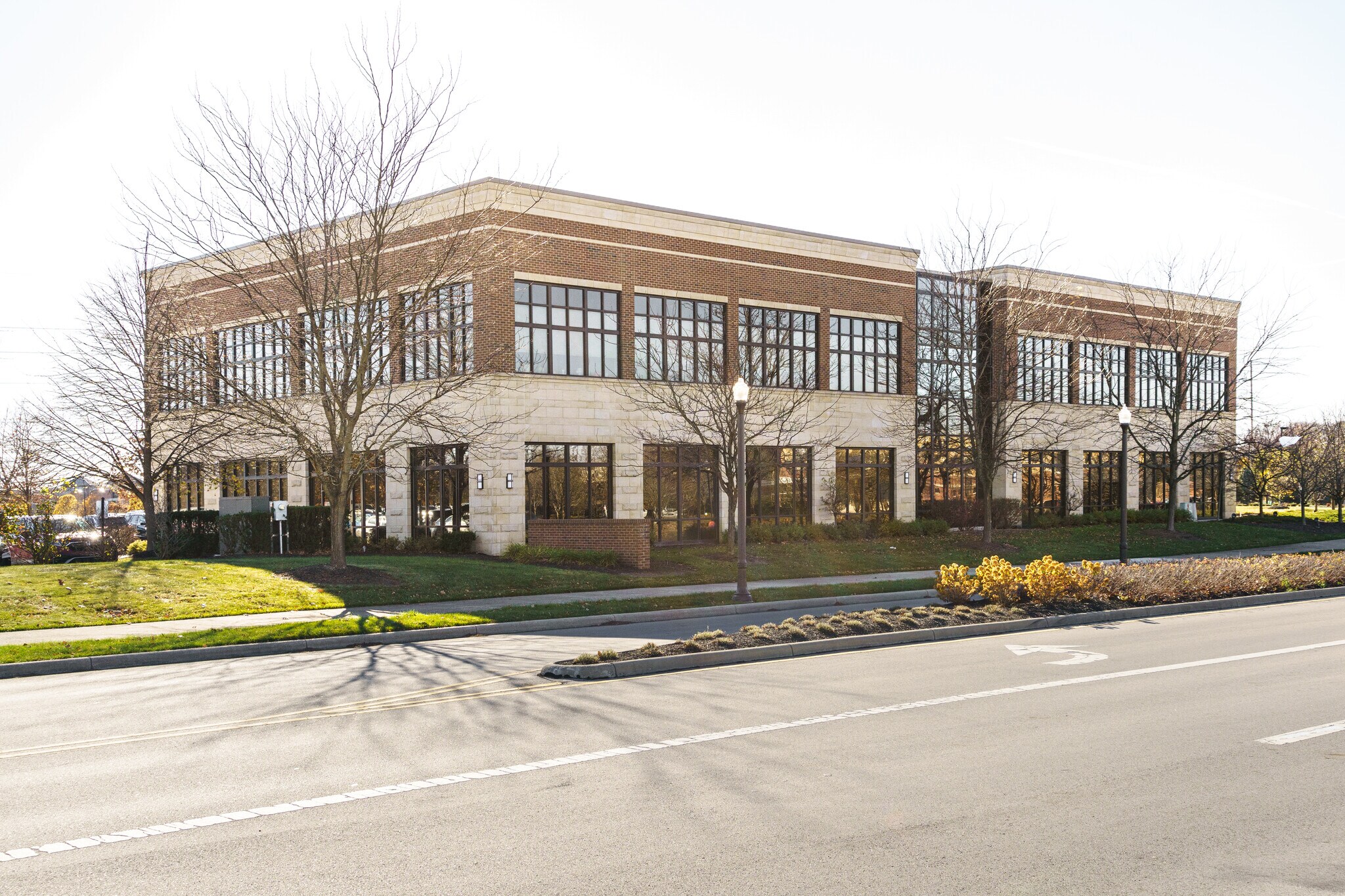 560 N Cleveland Ave, Westerville, OH à vendre Photo de l’immeuble– Image 1 sur 23