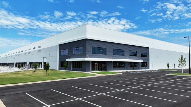 Plus de détails pour 1365 E Hightower Trl, Social Circle, GA - Industriel/Logistique à louer