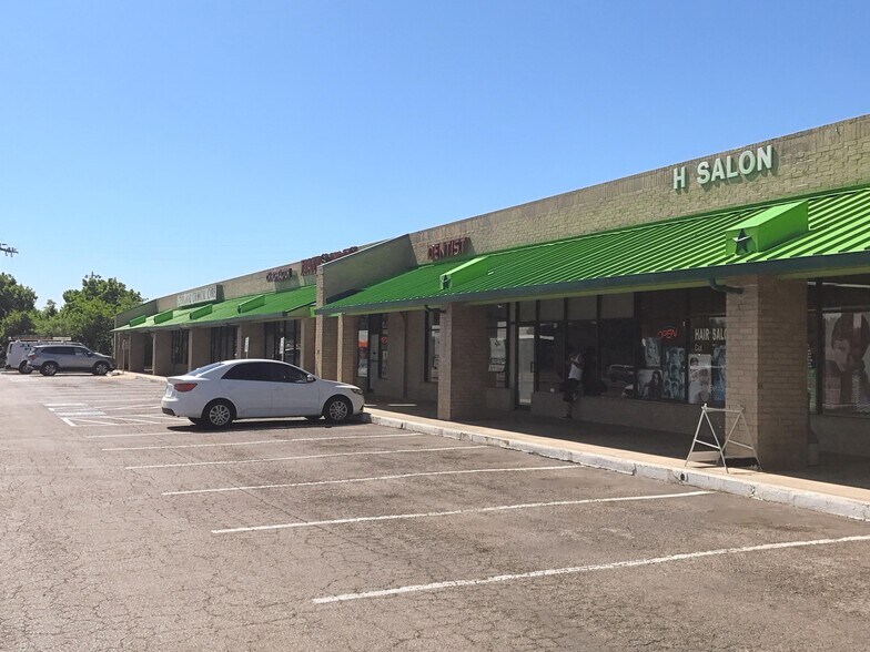 8734-8750 Grissom Rd, San Antonio, TX à louer - Photo de l’immeuble – Image 3 sur 6