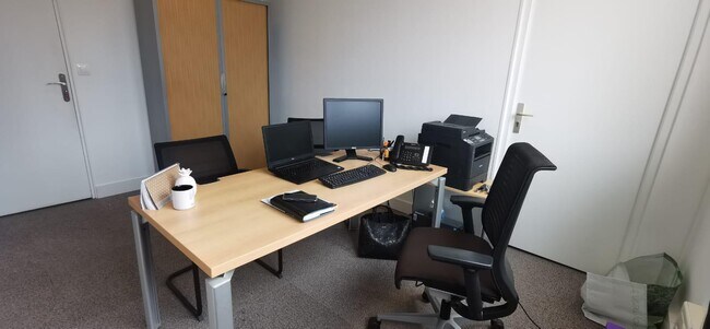 Plus de détails pour 11 Bis Rue Félix Poyez, Melun - Coworking à louer