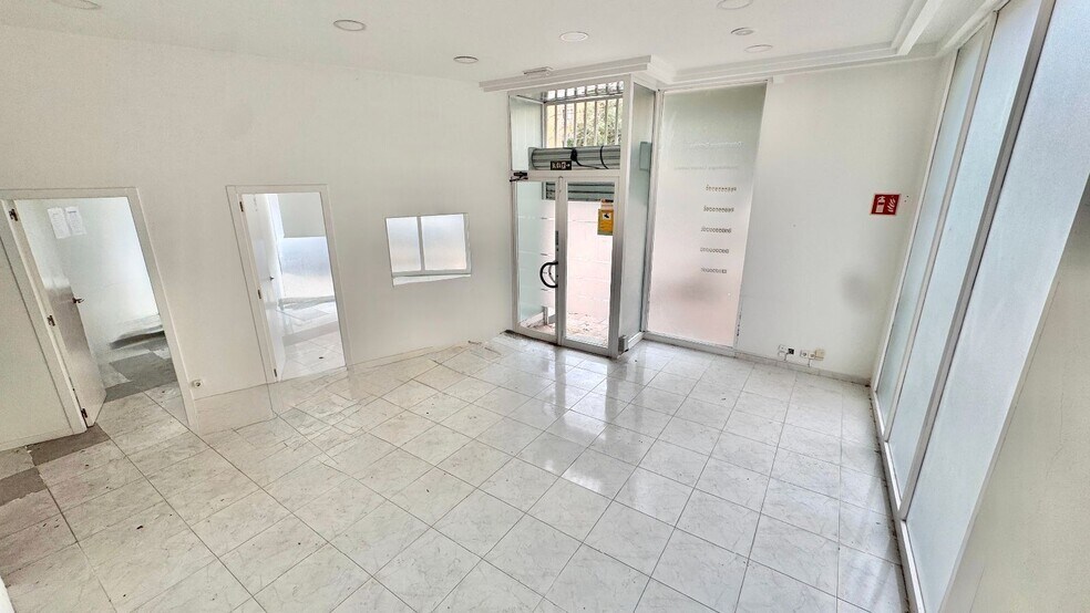 Local commercial dans Palma à vendre - Photo intérieure – Image 2 sur 22