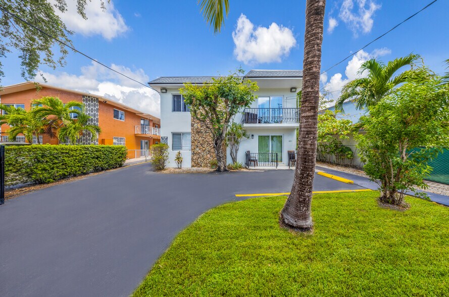 1021 NW 5th St, Miami, FL à vendre - Photo de l’immeuble – Image 2 sur 30