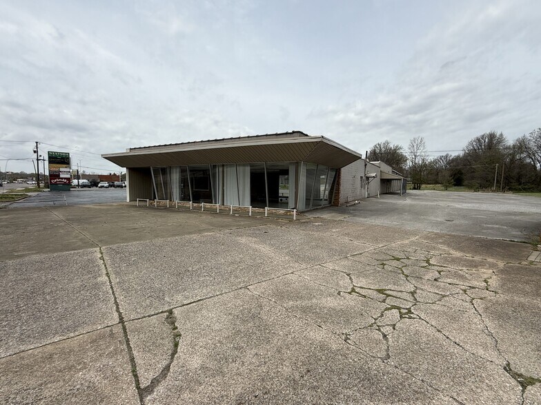 1300 & 1308 W Main St, Carbondale, IL à vendre - Photo de l’immeuble – Image 3 sur 22