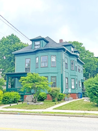 Plus de détails pour 429 Deering Ave, Portland, ME - Logement à vendre