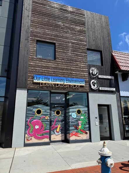 143 E Park Ave, Long Beach, NY à louer - Photo de l’immeuble – Image 1 sur 6