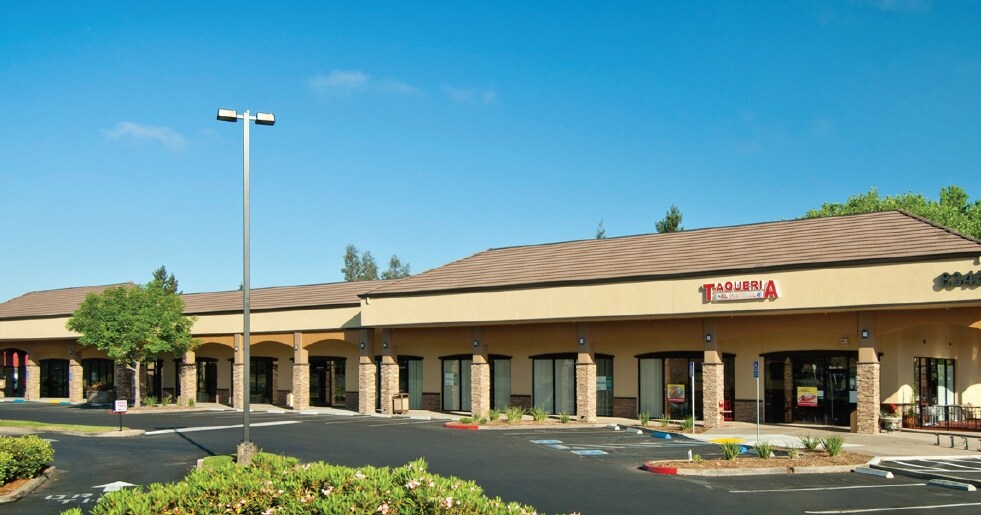 8363-8383 Folsom Blvd, Sacramento, CA à louer - Photo de l’immeuble – Image 2 sur 12
