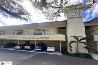 10625 N Military Trl, Palm Beach Gardens, FL à louer Photo de l’immeuble– Image 2 sur 10