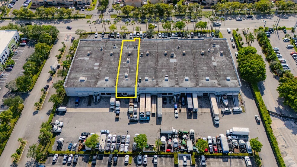 7851-7863 NW 46th St, Doral, FL à vendre - Photo de l’immeuble – Image 2 sur 22